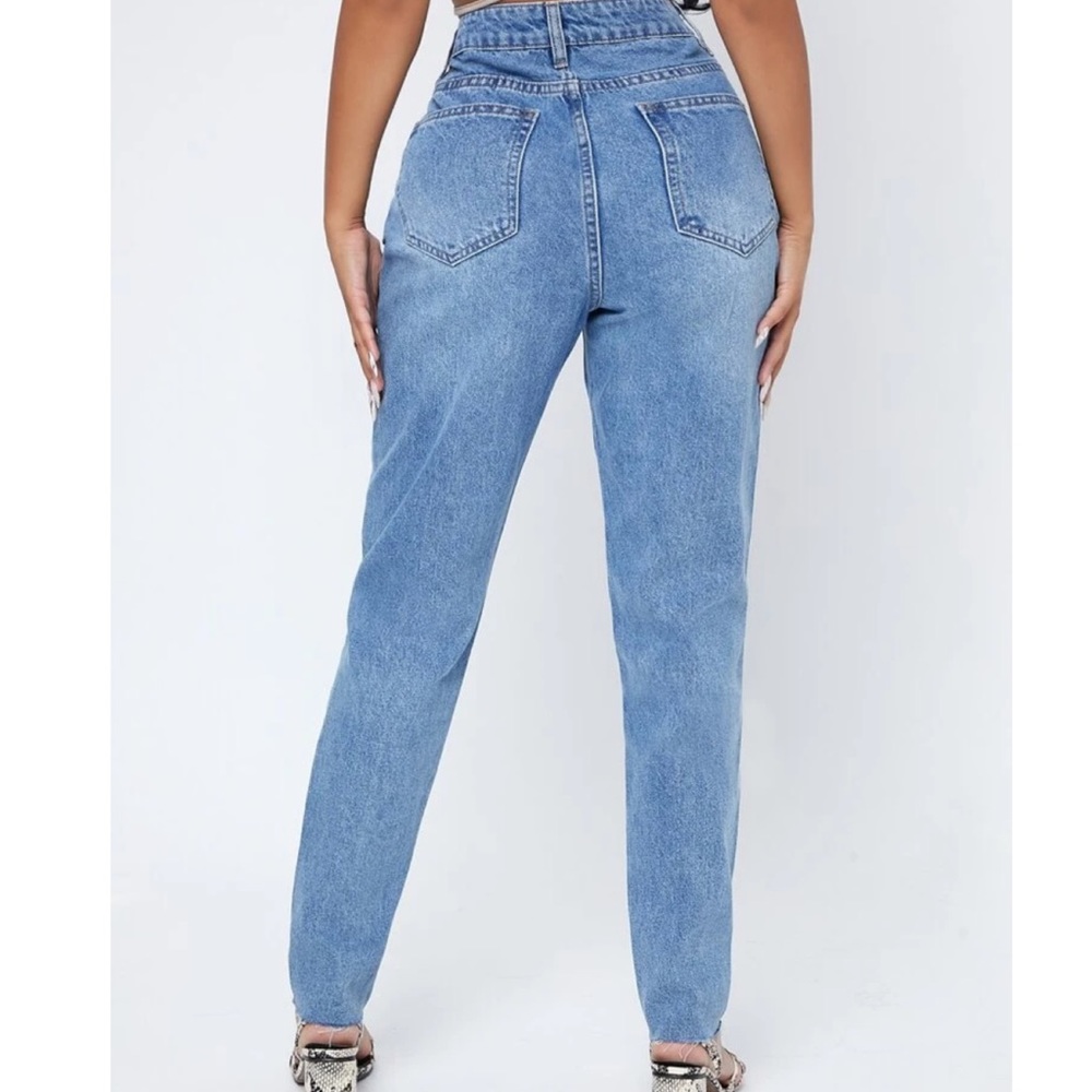 NWOT Shein Curvy High Waist Ripped Mom Jeans - Picture 3 of 13